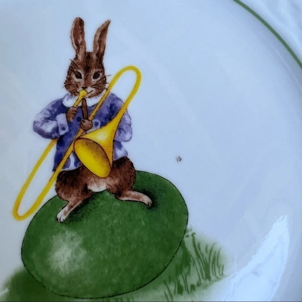 William Sonoma Bunny Band Dessert Plates (4) Multicolor Bunny Eggs Discontinued